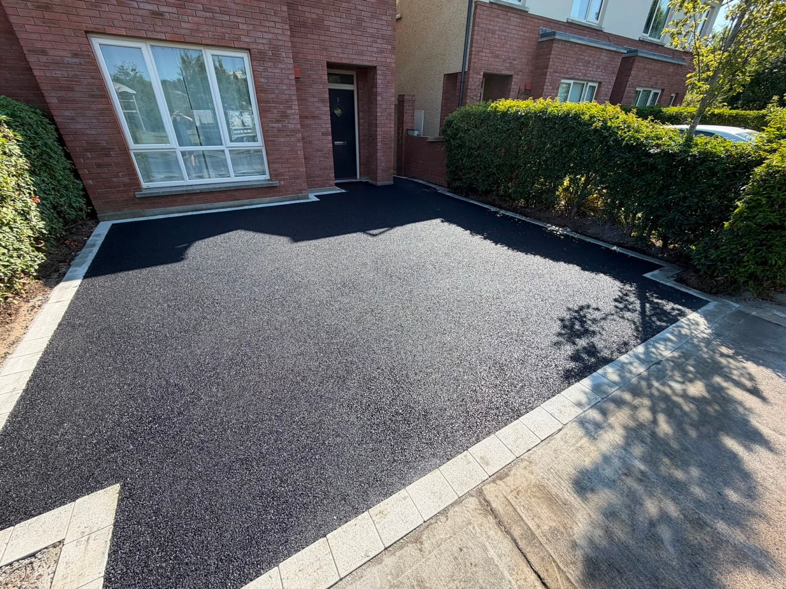 Tarmac driveway with granite kerb edging